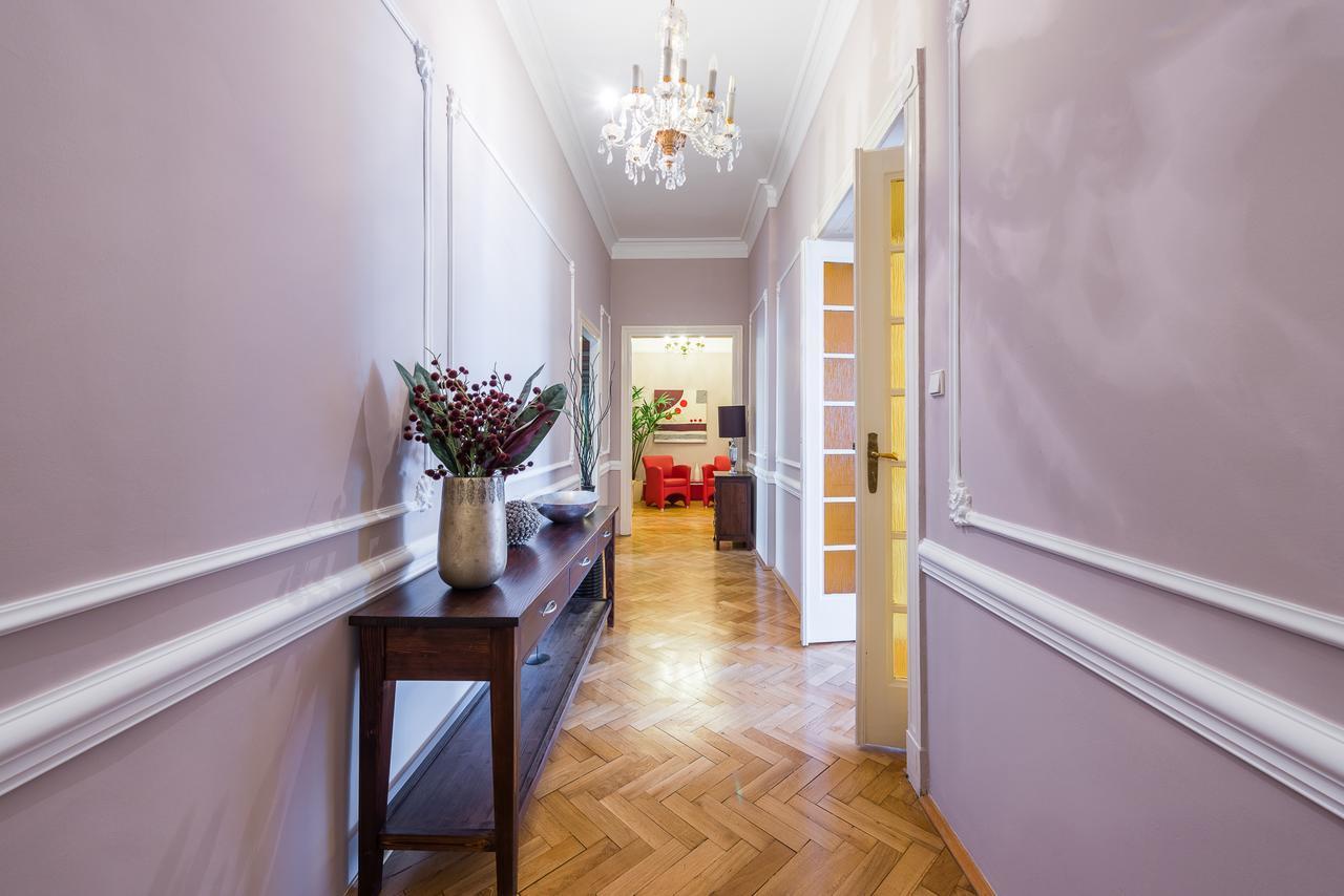 Wenceslas Square Apartment Praga Esterno foto